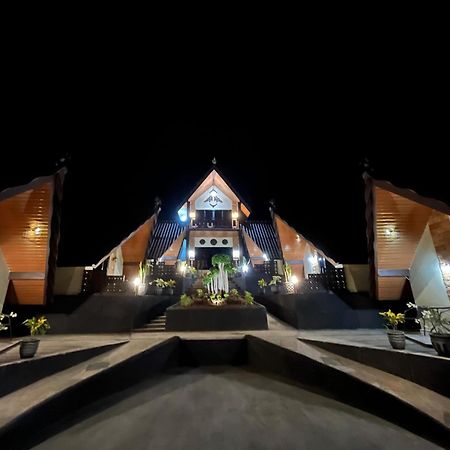 Gubuk Ndeso Bromo Apartment Exterior foto