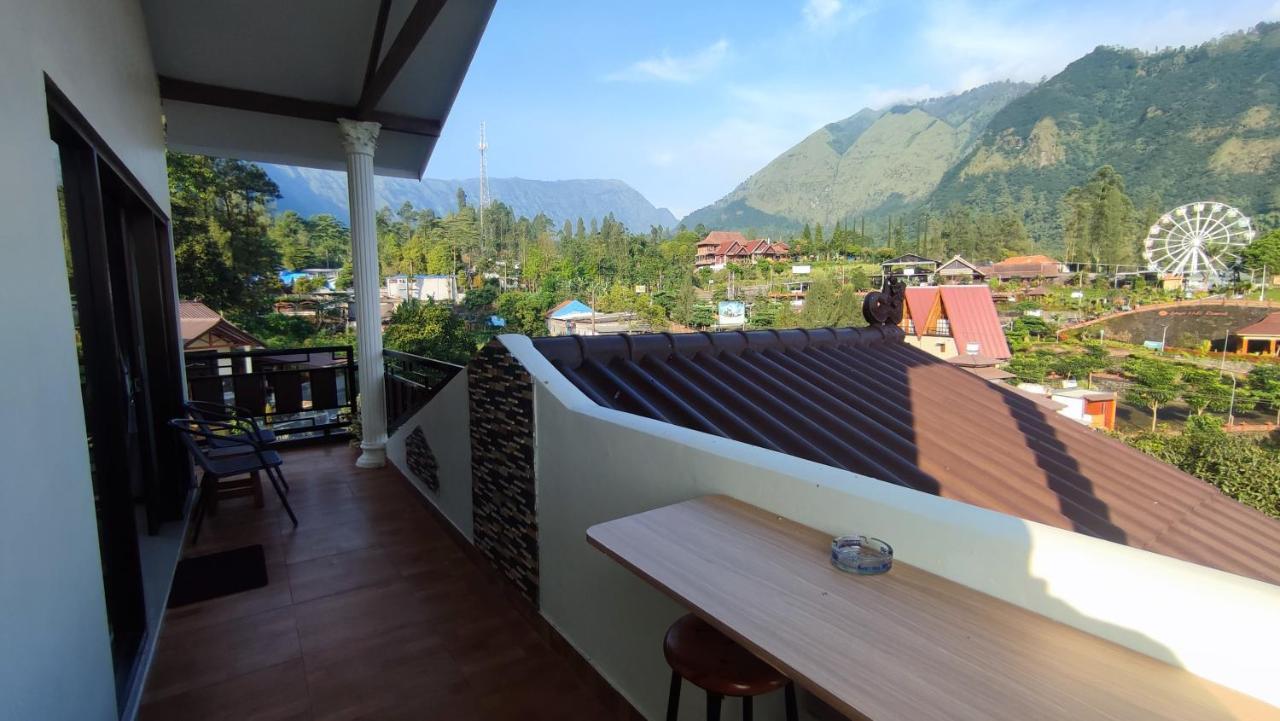 Gubuk Ndeso Bromo Apartment Exterior foto